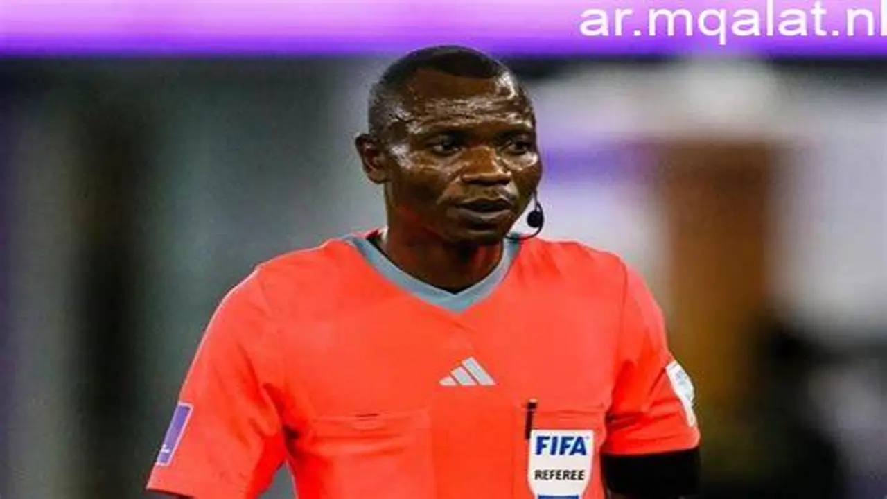 الكونغولي جان جاك ندالا يدير مباراة المصري وشباب بلوزداد في الكونفدرالية